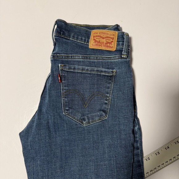Levis 505 Straight Leg Jeans Womens Size 27 x 29 Medium Wash Blue Denim Mid Rise - Picture 10 of 14